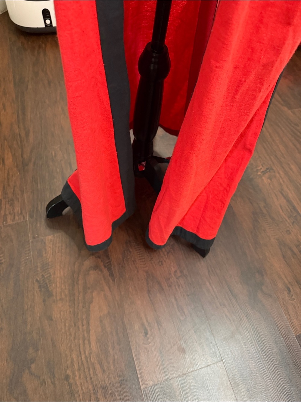 Source Unknown Red Long Sleeve Open-Front Dress with Black Trim - Picture 11 of 16
